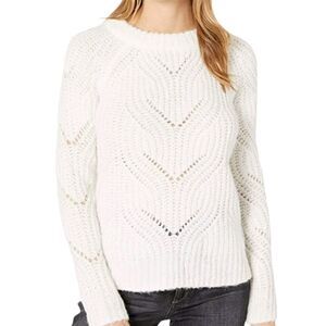 Kensie Twisted Fuzzy Yarn Sweater in Ivory Size Large